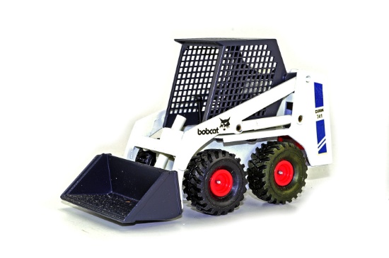 Clark 741 Bobcat Loader