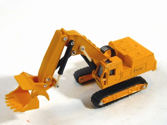 P&B Bachmann Shovel - Orange
