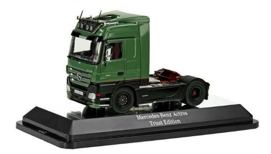 Mercedes Actros 4x2 Tractor - Trust Edition