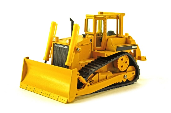 Caterpillar D6H Bulldozer