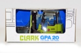 Clark GPA 20 Forklift
