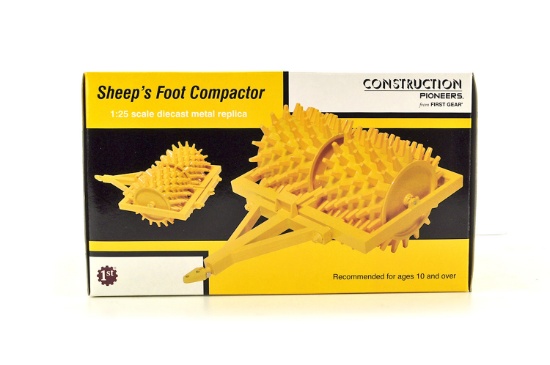 International Sheep's Foot Compactor - 1:25