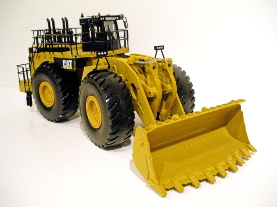 Caterpillar 994F Wheel Loader