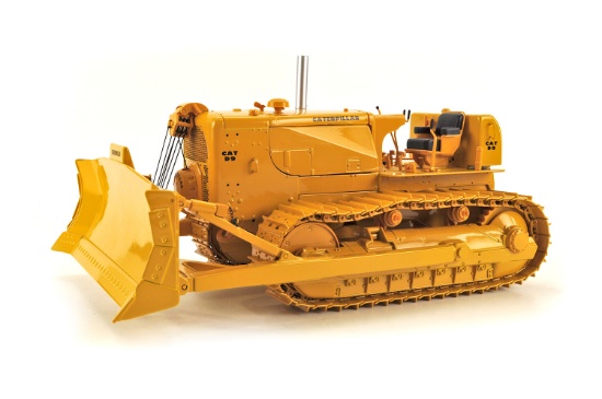 Caterpillar D9D Track-Type Tractor - 1:25