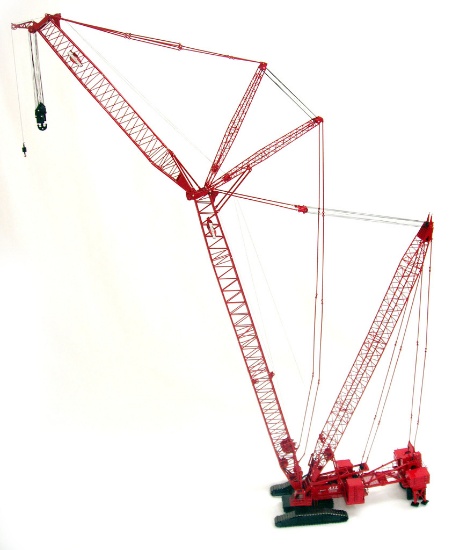 Manitowoc 18000 Crawler Crane