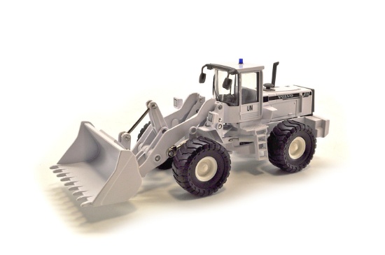 Volvo L150C UN Rubber Tire Loader - White