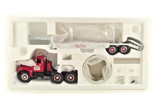 Mack 1960 B-61 w/ Lowboy Trailer "White Bros." - 1:34