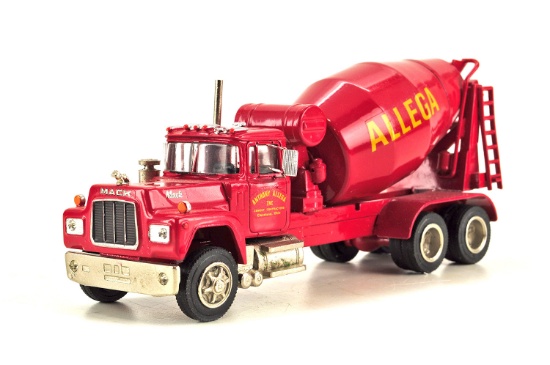 Mack R Cement Mixer - Allega