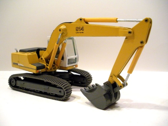 Liebherr R914 Litronic Excavator