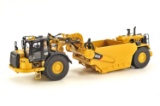 Caterpillar 637K Wheeled Tractor Coal Scraper - 1:48