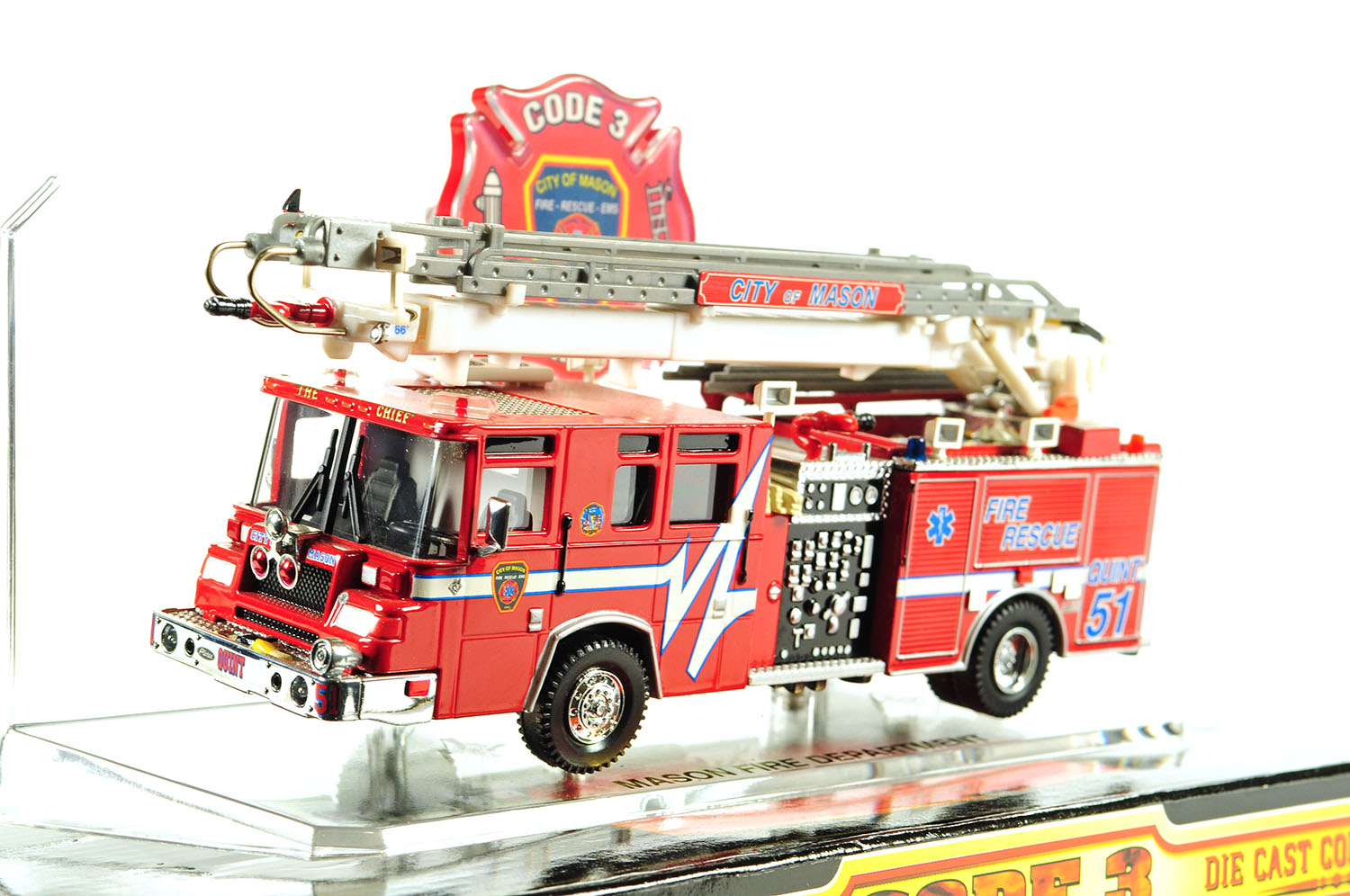 CODE 3 MASON FIRE DEPARTMENT 1/64 消防車 フィギュア 中古 美品 K9201639