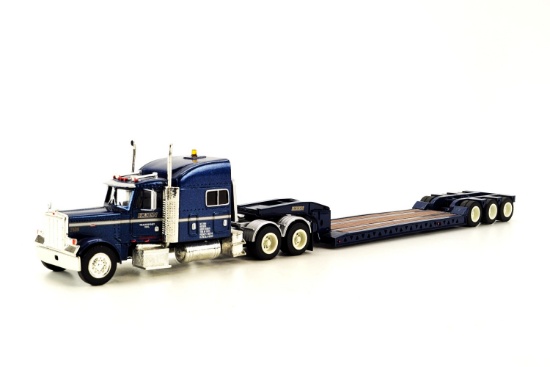 Peterbilt 2-Axle Tractor w/Sleeper & Trail King Lowboy - Keen - 1:48