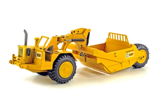 Caterpillar 621 Wheel Tractor Scraper