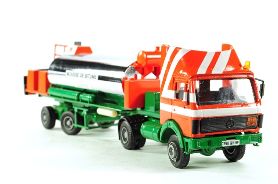 Mercedes Asphalt Truck and Trailer - Jean LeFebvre