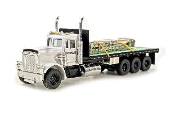 Peterbilt Triaxle Flatbed w/Load - Caterpillar