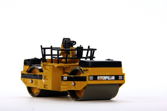 Caterpillar CB534 Compactor