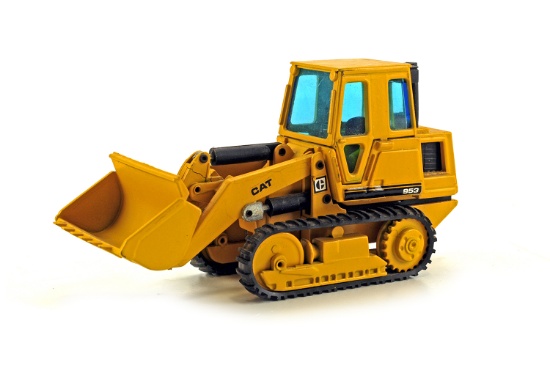 Caterpillar 953 Tracked-Type Loader