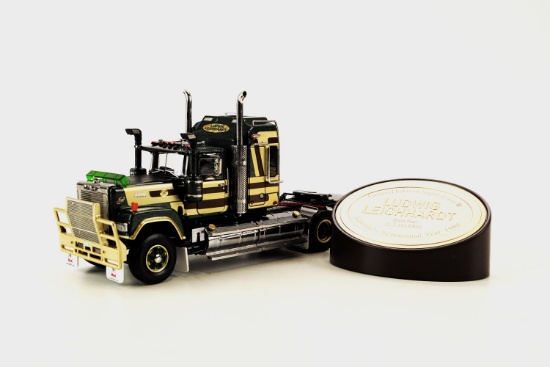Mack Superliner II - Bicentennial Edition - Ludwig Leichhardt