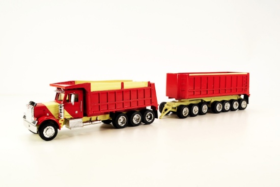 3-Axle Dump Truck w/7-Axle Trailer - Orange/Yellow - 1:48