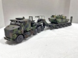 Oshkosh HET M1070 Transporter w/M1000 Trailer - Camo