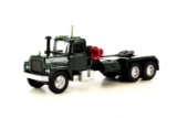 Mack R Model Tandem Axle Tractor w/Winch - Green