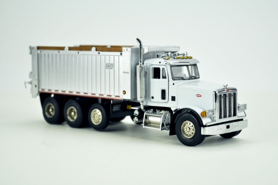 Peterbilt 357 w/East Dump Body - White
