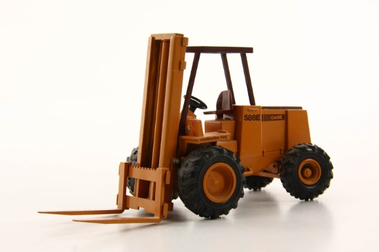 Case 586E Forklift Truck - 1:35