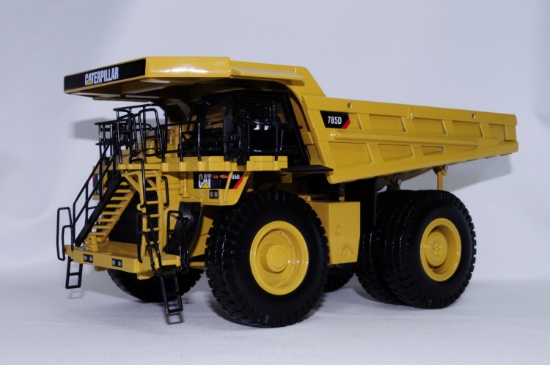 Caterpillar 785D Mining Dump Truck