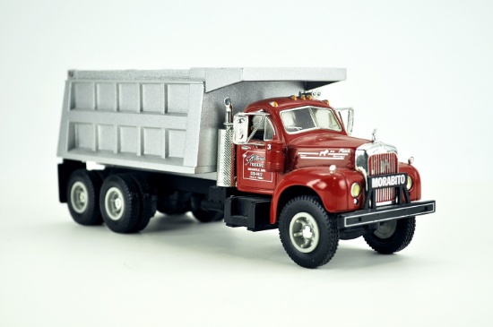 Mack B-61 Dump Truck - S.B. Morabito - 1:34