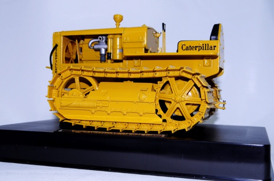 Caterpillar Twenty-Two Crawler - 1:25