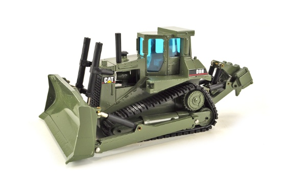 Caterpillar D9N Tracked Dozer w/ Ripper -Military Green