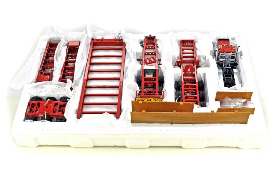 Peterbilt 379 w/3x3x3 Trailer - Red