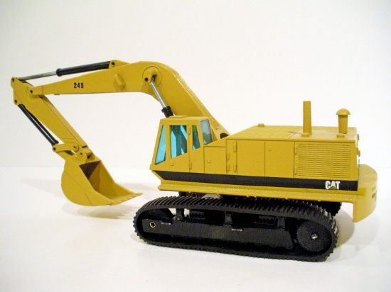 Caterpillar 245 Excavator
