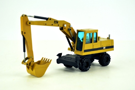 Caterpillar 224 Wheel Excavator