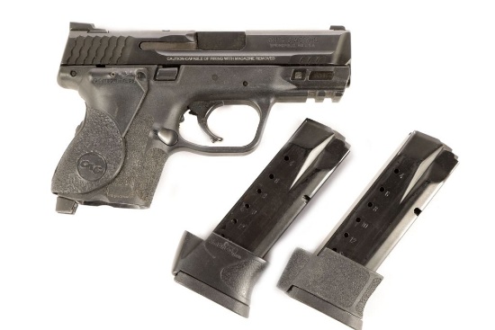 Smith & Wesson M & P 40 M2.0 in .40 Caliber
