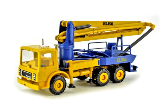 Mack COE w/Elba Concrete Pump