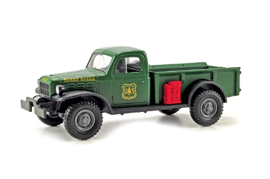 Chrysler 1947 Dodge Power Wagon - US Forestry