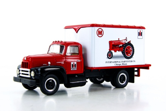 International 1957 Dry Goods Van - IH - 1:34