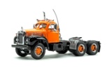 Mack 1956 B-61 Tractor