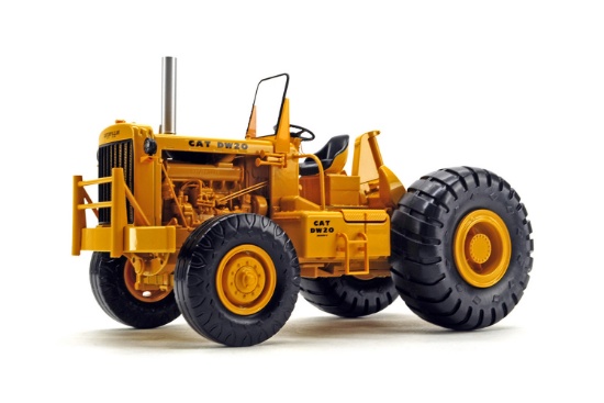 Caterpillar DW20 4-Wheel Tractor - 1:25