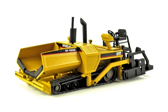 Caterpillar AP-1055B Paver