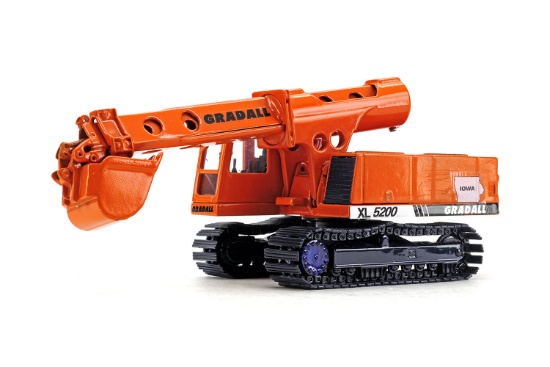 Gradall XL5200 Excavator - Iowa Colors