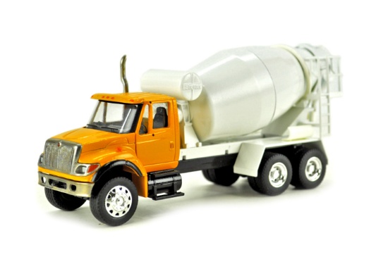 International 7000 Mixer - Yellow/White