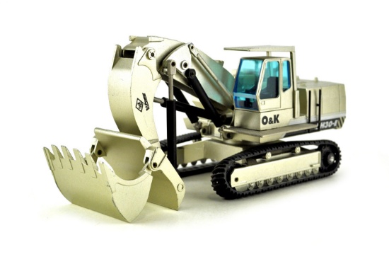 O&K RH30E Shovel - Silver