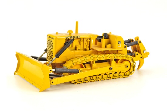 Caterpillar D9G Track-Type Tractor
