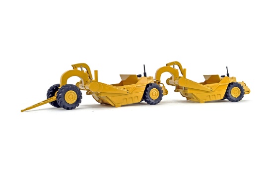 Caterpillar Pull Scraper Set - Custom