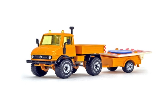Unimog Truck w/Trailer - Orange - 1:55