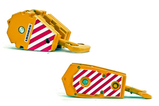 Liebherr Set of Two Hooks - 65 Ton & 125 Ton - Yellow
