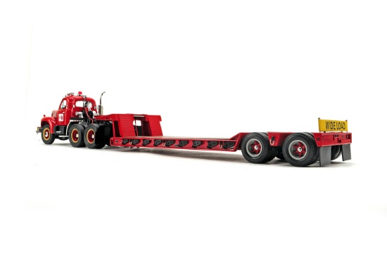 Mack B-61 Tractor & Folding Gooseneck - Forestry 1:25