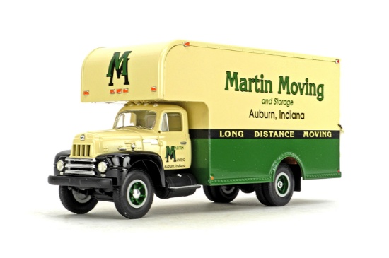 International 1957 R-200 w/Moving Van - 1:34